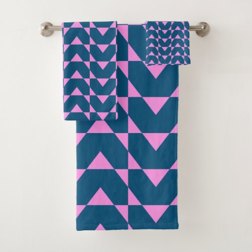 Modern Geometric Shapes Pattern in Blue and Pink Bath Towel Set