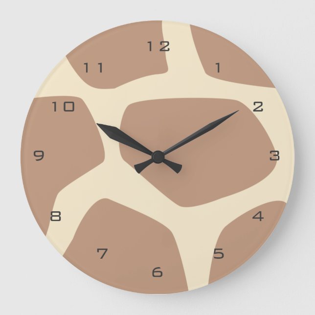 Modern giraffe pattern large clock (Front)