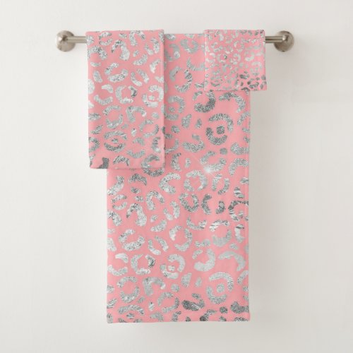 Modern Glam  Pink And Silver Leopard Print Texture Bath Towel Set