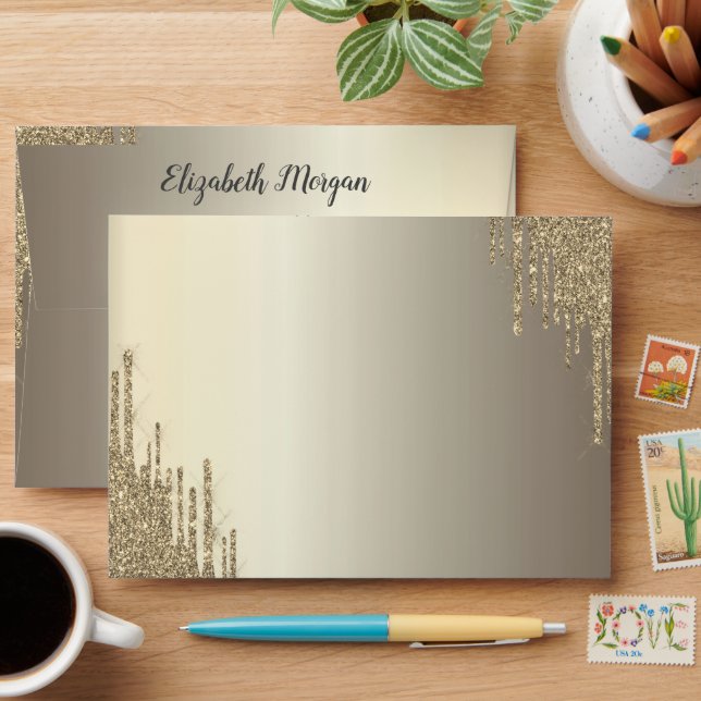 Modern Glitter Drips Champagne Gold Envelope (Desk)