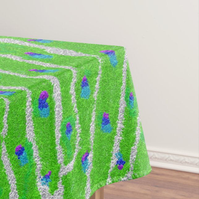 Modern glitter peacock feather tablecloth (In Situ)