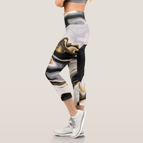 Modern Gold Marble Painting Aesthetic Capri Leggings