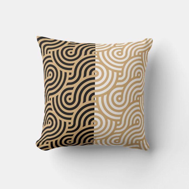 Modern Gold Sea Ocean Waves Outlines Pattern Throw Pillow (Front)
