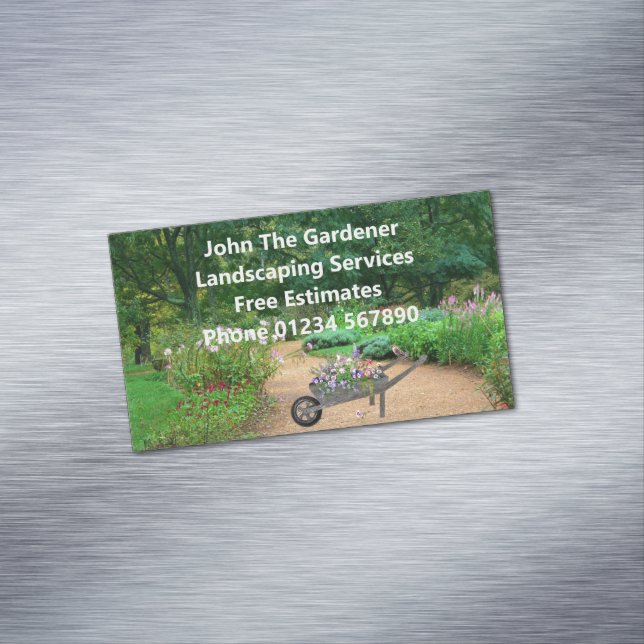 Modern Green Floral Magnetic Business Card (In Situ)