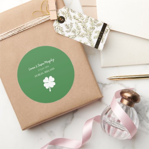  Modern Green Irish Four Leaf Clover Wedding Favor Classic Round Sticker