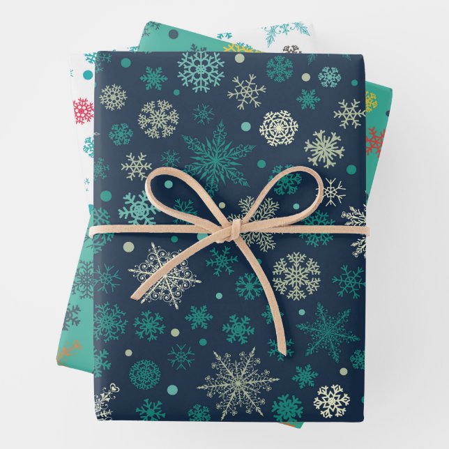 Modern Green Snowflake Christmas Pattern Set Wrapping Paper Sheets (In situ)