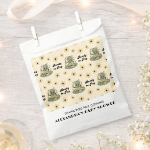 Modern Groovy Daisy Sage Green She's Ready to Pop Favor Bag