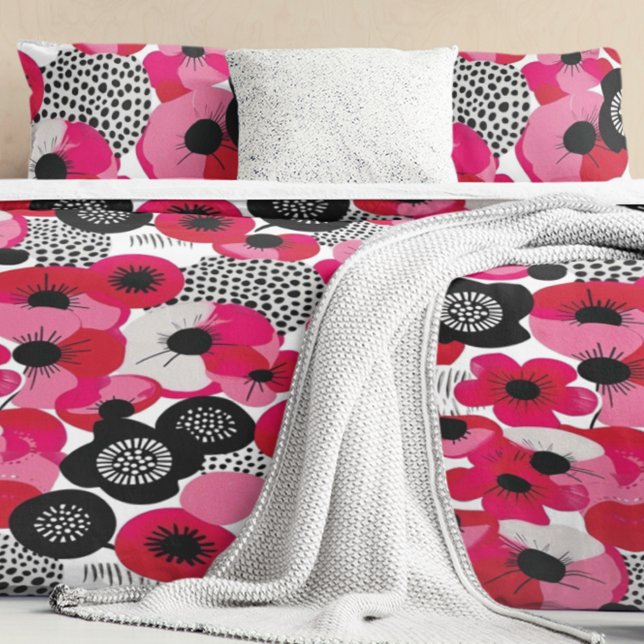 Modern Hot Pink and Red Poppy Floral Pattern Duvet Cover (Creator Uploaded)