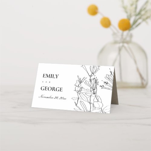 MODERN KRAFT BLACK AND WHITE LINE DRAWING FLORAL PLACE CARD