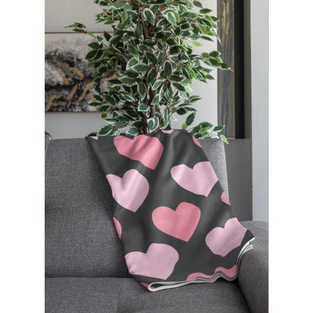 Modern Love Heart Pattern Fleece Blanket (Creator Uploaded)