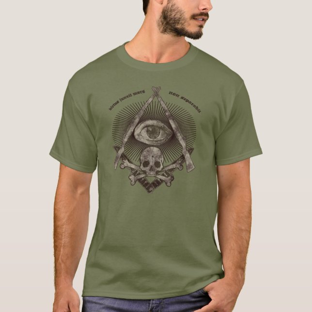 Modern Master Mason distressed M1 Garand & Kabar T-Shirt (Front)