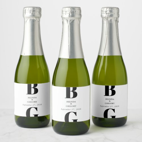 Modern Minimalist Black  White Monogram Wedding   Sparkling Wine Label