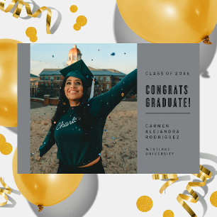 MODERN MINIMALIST CONGRATS GRADUATE INVITATION