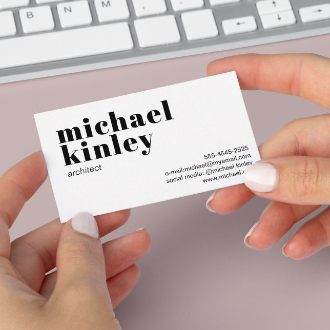 Modern minimalist elegant professional networking business card (Creator Uploaded)