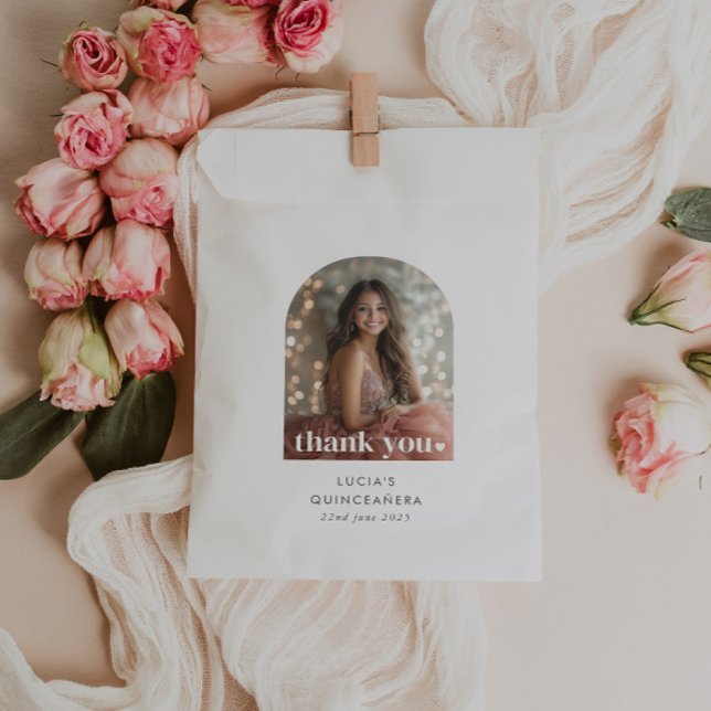 Modern Minimalist Quinceañera Arched Photo Favor Bag (Zazzle Modern Minimalist Quinceañera Arched Photo Favor Bag)