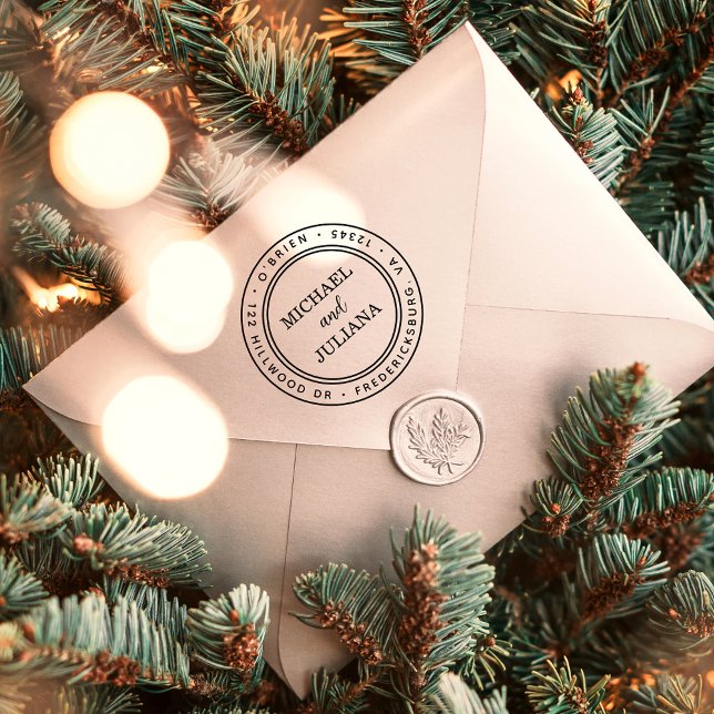 Modern Minimalist Round Couple Family Name Self-inking Stamp (Modern Minimalist Round Couple Family Name Self-inking Stamp)