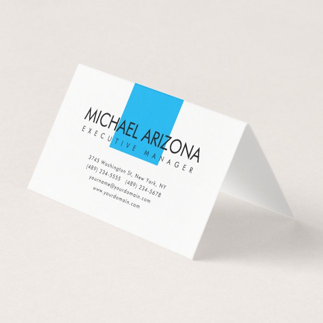 Modern Minimalist Simple Plain Business Card (Front)