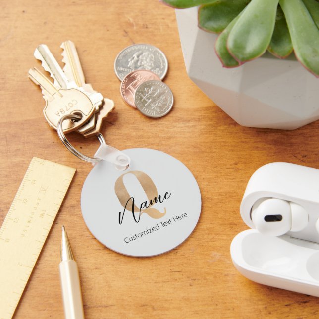 Modern Monogrammed Initial Q & Name Personalized Keychain (Desk)