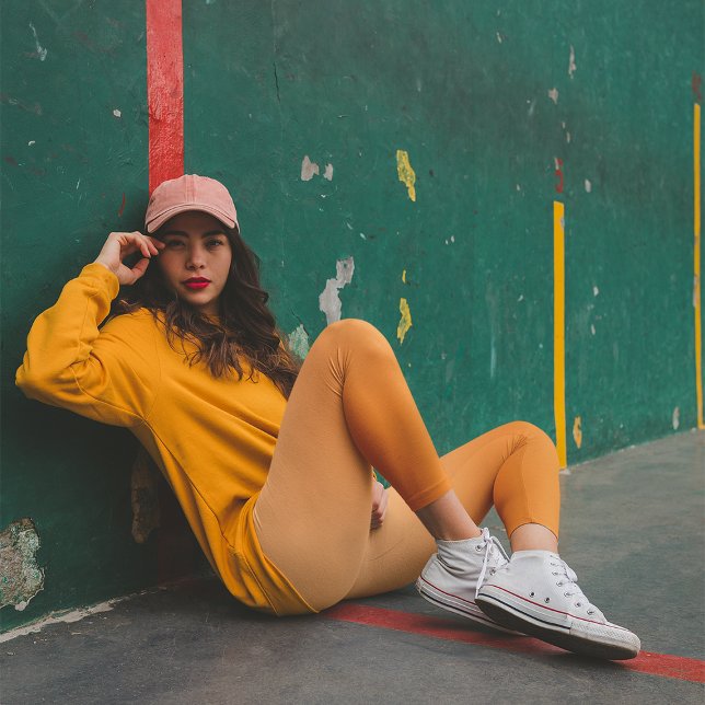 Modern Monotone Light to Dark Orange Capri Leggings (Creator Uploaded)