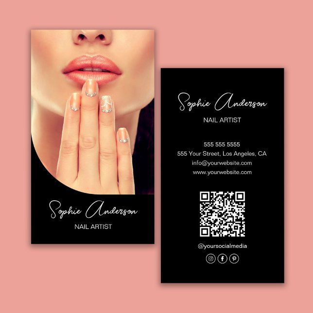 Modern Nail Artist Black Business Card (Modern Nail Artist Black Business Card)