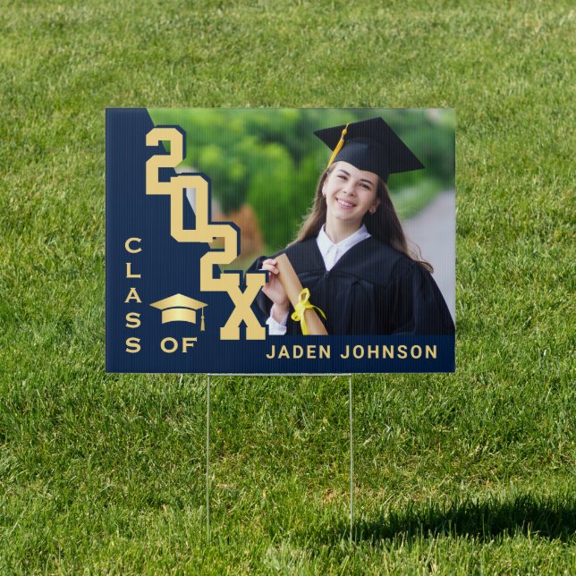 Modern Navy Blue 2024 Graduation Banner Yard Sign (Insitu)