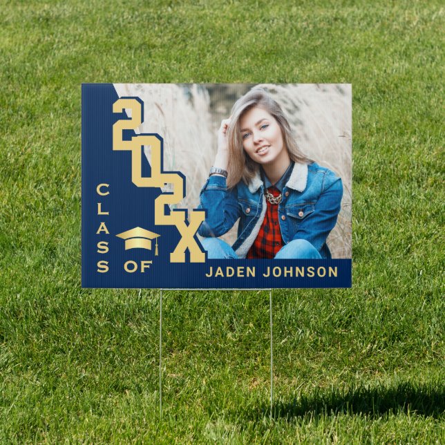 Modern Navy Blue 2026 Graduation Banner Yard Sign (Insitu)