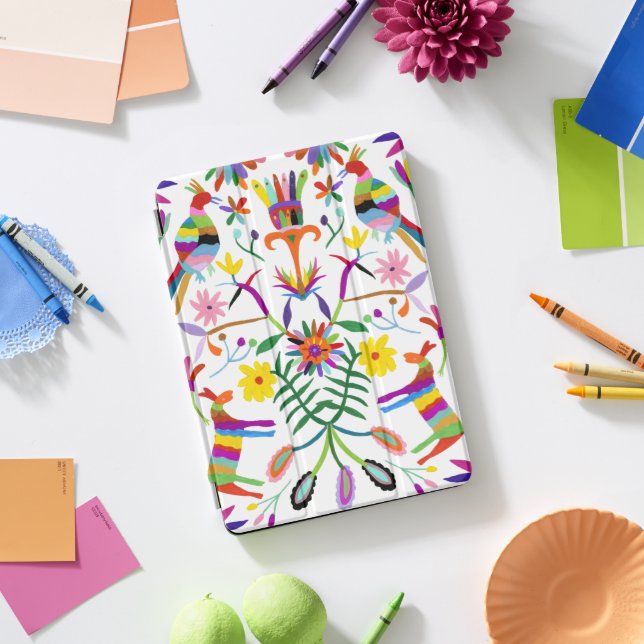 Modern Otomi I iPad Pro Cover (Desk)
