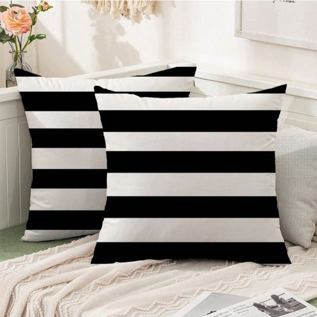 Modern Outdoor Decor Black & White Classic Striped Outdoor Pillow (Modern Outdoor Decor Black & White Classic Striped Outdoor Pillow)