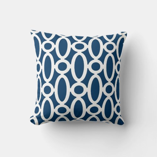 Modern Oval Links Pattern in Navy Blue and White Throw Pillow