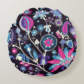 Modern paisley: traditional oriental pattern. round pillow