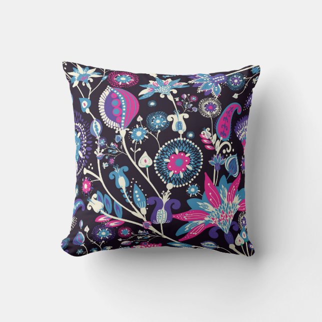 Modern paisley: traditional oriental pattern. throw pillow (Front)