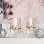 Modern Personalised Gold Black Monogram Stemless Wine Glass<br><div class="desc">Elevate any celebration with our Modern Personalized Gold Black Monogram Stemless Wine Glass. This chic and versatile glass is adorned with a sleek gold and black monogram, making it the perfect gift for wedding parties, bridesmaids, and birthdays . Customize with a name for an extra touch of sophistication. Durable and...</div>