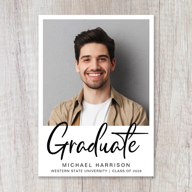 Modern Photo Graduation Announcement (Modern Photo Graduation Announcement)