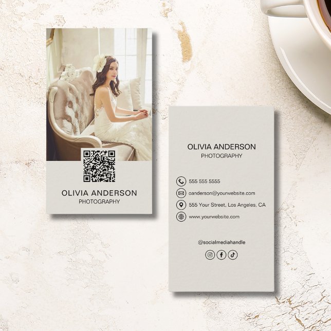 Modern Photography QR Code Photographer Business Card (Modern Photography QR Code Photographer Business Card)