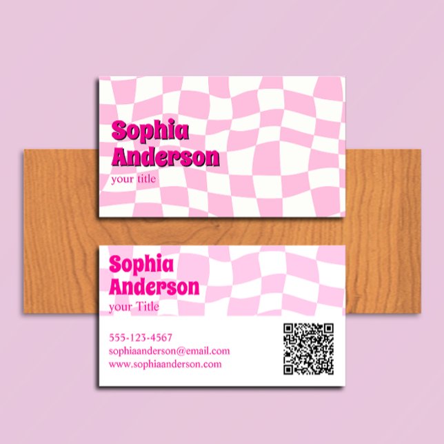 Modern Pink Checkered Pattern Business Card        (Creator Uploaded)