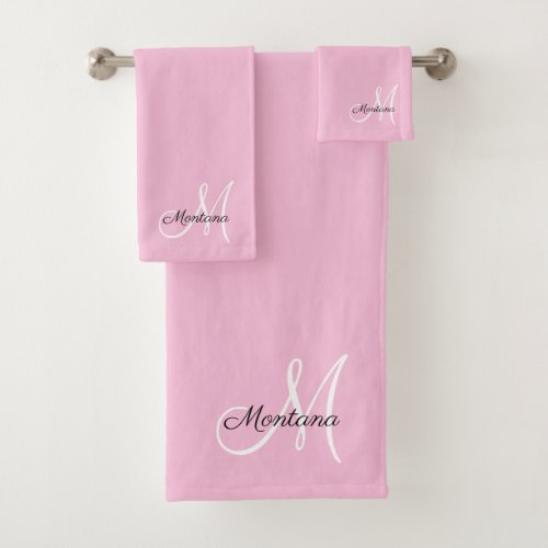 Modern Pink Elegant Monogram Script  Bath Towel Set