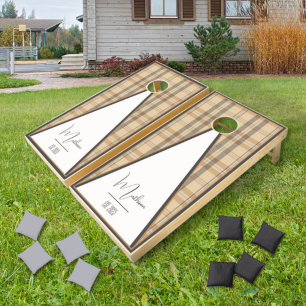 Modern Plaid Parchment Triangle Cornhole Set