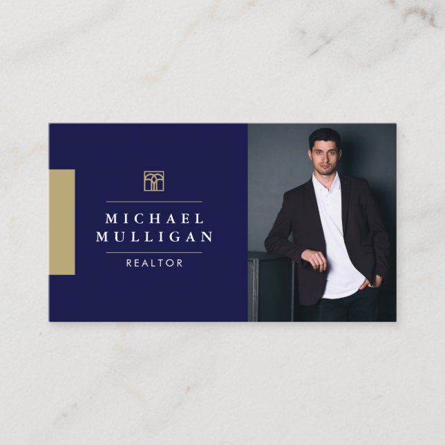 Modern Real Estate Agent Business Card  (Front)