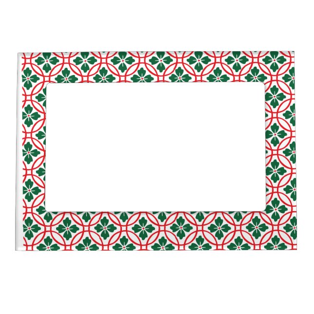 Modern Red Green Christmas Holly Pattern Magnetic Frame (Front)