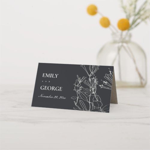 MODERN RUSTIC BLACK AND WHITE LINE DRAWING FLORAL PLACE CARD
