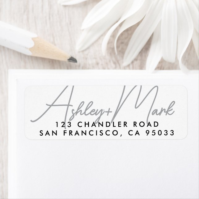 Modern Script Elegant Chic Wedding Return Address Label (Insitu)
