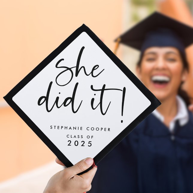 Modern Script She Did It Name 2025 Graduation Graduation Cap Topper (Creator Uploaded)