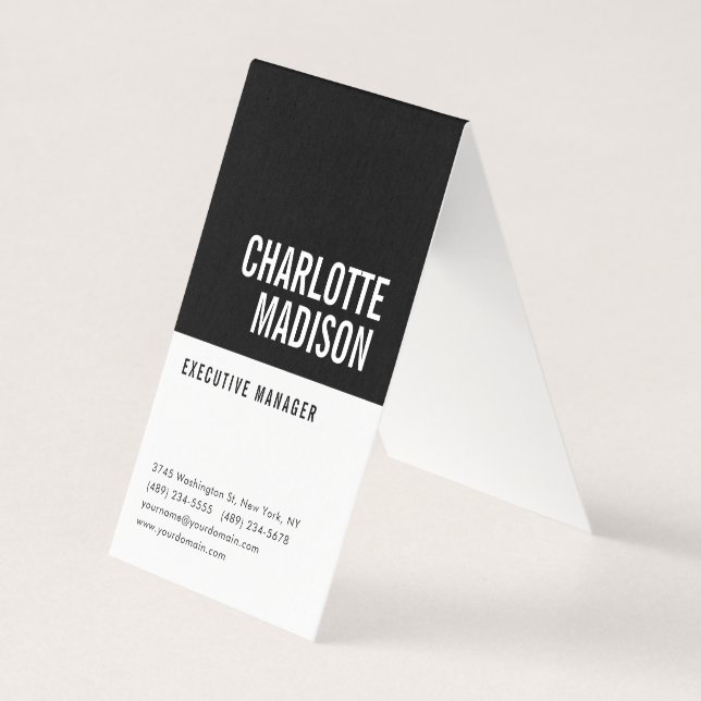 Modern Simple Black White Trendy Minimalist Plain  Business Card (Front)