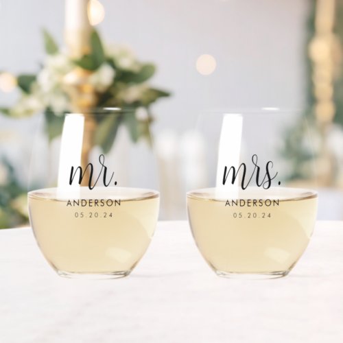 Modern Simple Mr and Mrs Newlywed Gift Stemless Wine Glass