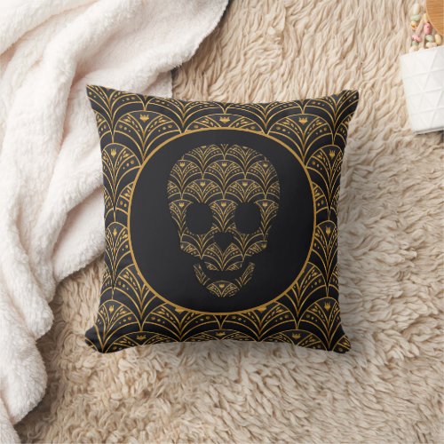 Modern Skull Gold Black Scallop Pattern Throw Pillow