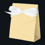 Modern Solid Yellow Simple Chic Elegant Favor Boxes<br><div class="desc">Modern Solid Yellow Simple Chic Elegant Favor Boxes features a modern solid yellow. Perfect for Valentine's Day,  Father's Day,  Women's Day,  Mother's Day,  birthday parties,  anniversary,  weddings,  baby showers and more. Created by Evco Studio www.zazzle.com/store/evcostudio</div>