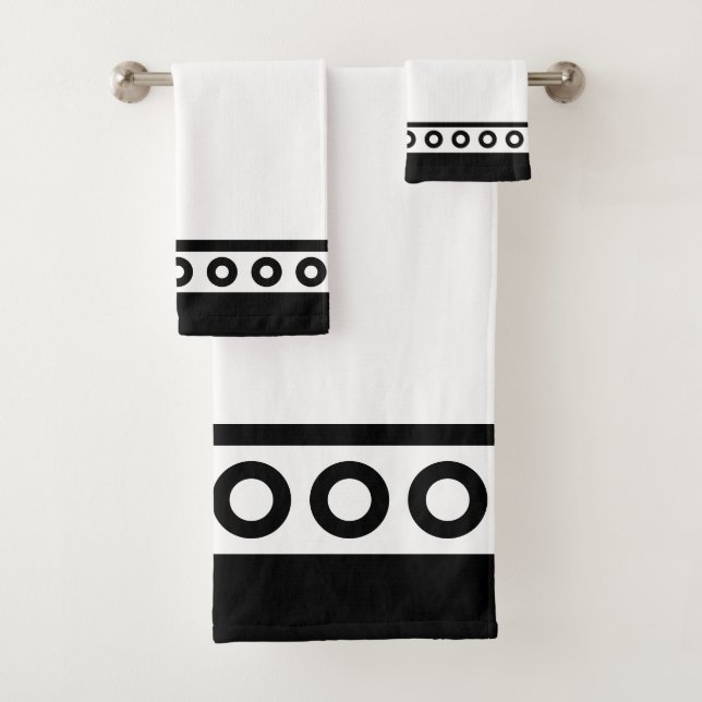 Modern Stylish Black & White Bath Towel Set (Insitu)