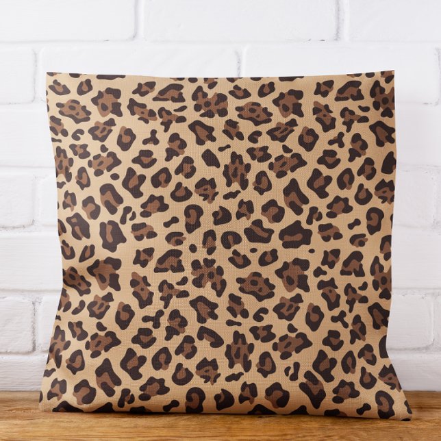 Modern Tan and Brown Leopard Spot Outdoor Pillow (Modern Tan and Brown Leopard Spot Outdoor Pillow)