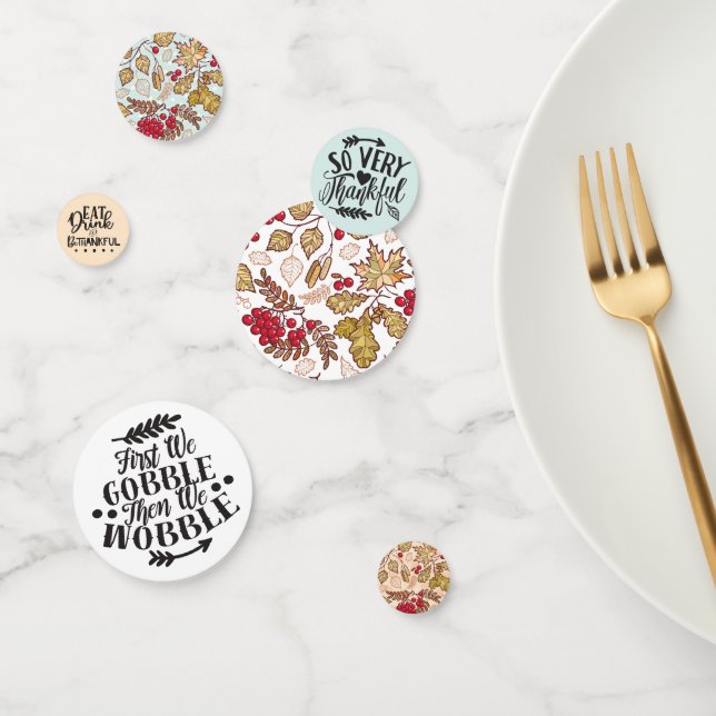 Modern Thanksgiving Quotes Fall Leaves Red Berries Confetti (Group)