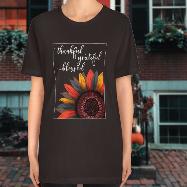Modern Typography Thankful Grateful Blessed Autumn T-Shirt (Creator Uploaded)